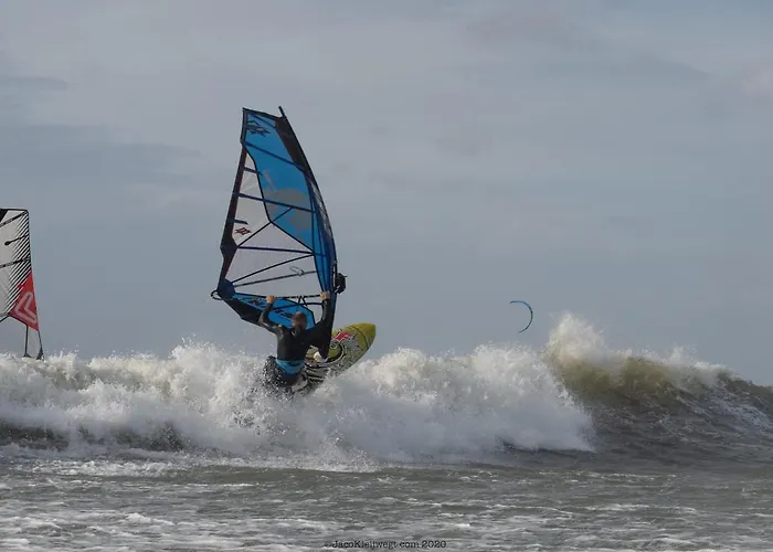 Dichtbij Het Ouddorp