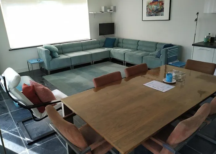 Dichtbij Het * Ауддорп